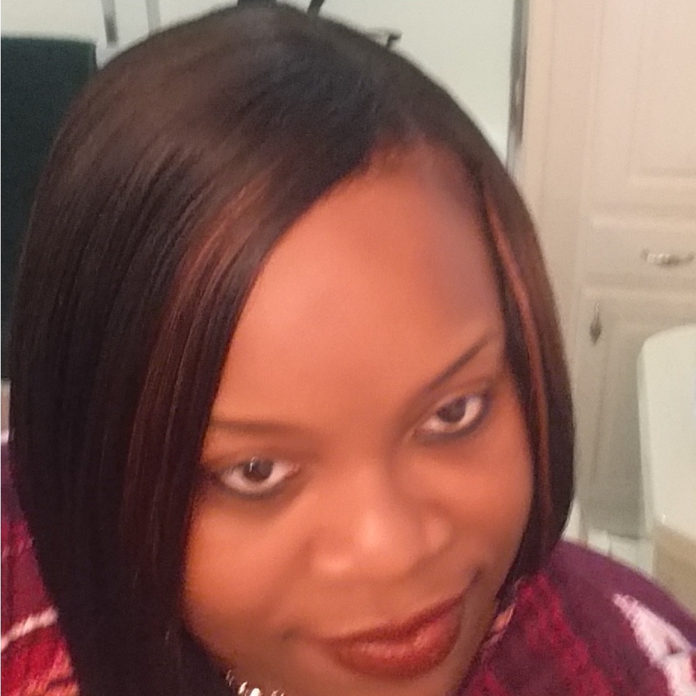 Meet your Posher, Sabrina